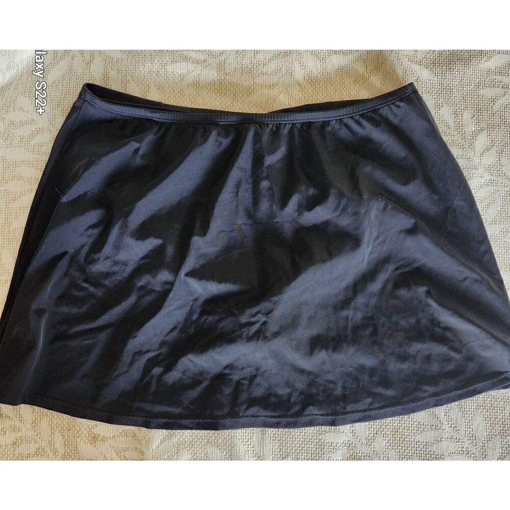 12 Fit 4 u black swim skirt plus size 20W slit in one side